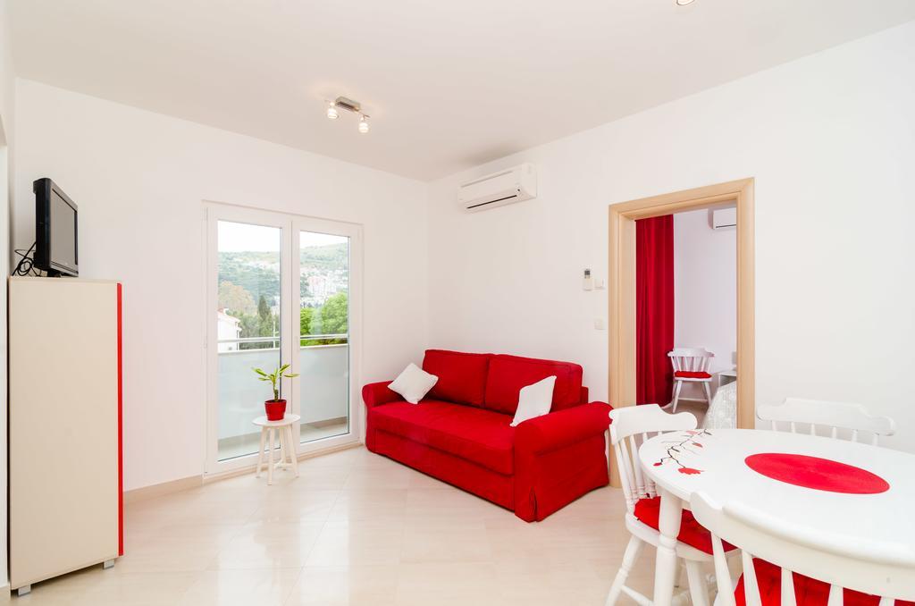 Eva Apartment