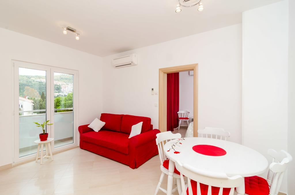 Eva Apartment *